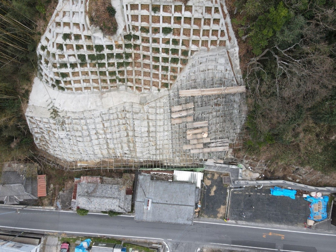斜面の法面工事（防災）はとても重要な仕事です。